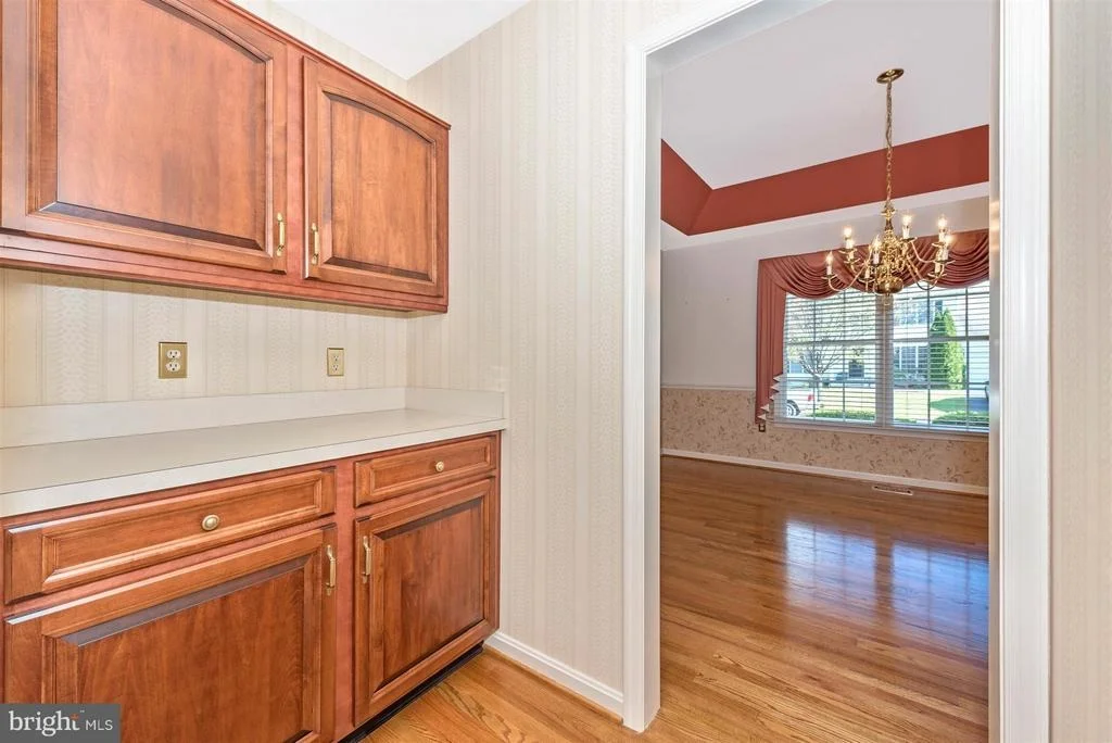 Photo of 1015 BEXHILL DRIVE