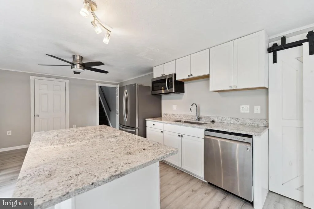 Photo of 9238 LIMESTONE PLACE