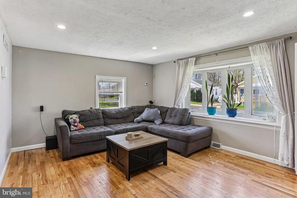 Photo of 36 BROWNING AVENUE
