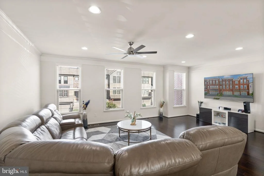 Photo of 23491 EPPERSON SQUARE