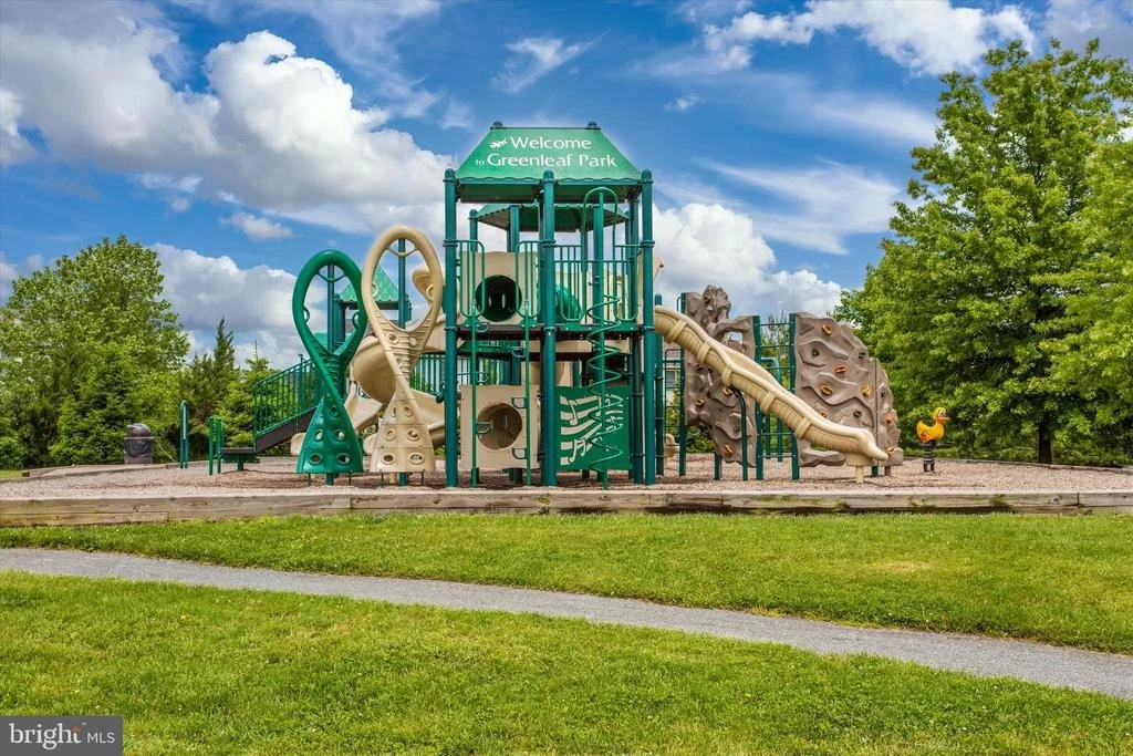 Photo of 2402 SHAKER LANE