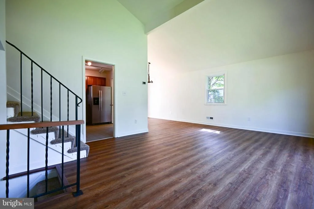 Photo of 916 BEAVERBANK CIRCLE