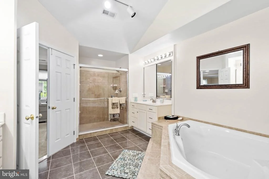 Photo of 1019 POWELL COURT