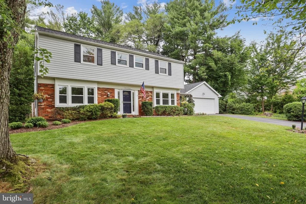 Photo of 14020 RIPPLING BROOK DRIVE