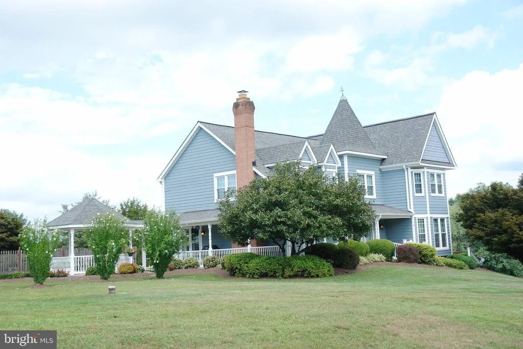 Photo of 21612 STABLEVIEW DRIVE