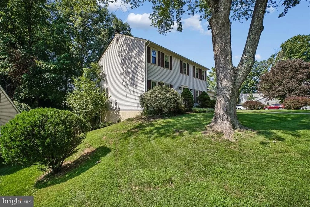 Photo of 9357 CHESTNUT KNOLLS DRIVE
