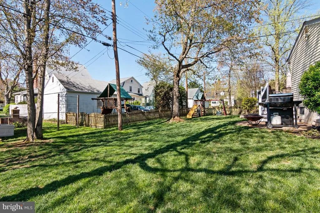 Photo of 1310 BROOK ROAD