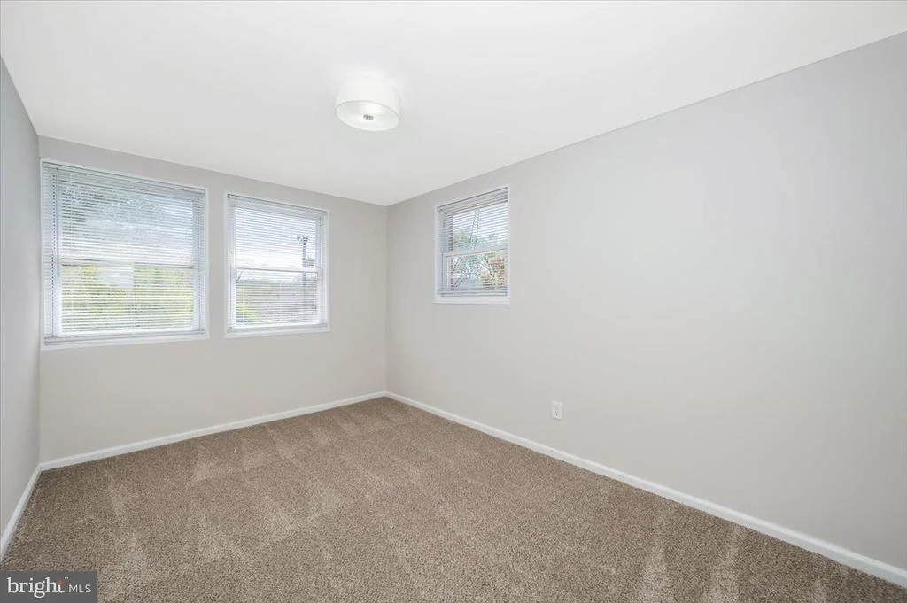 Photo of 3407 FLORAL STREET
