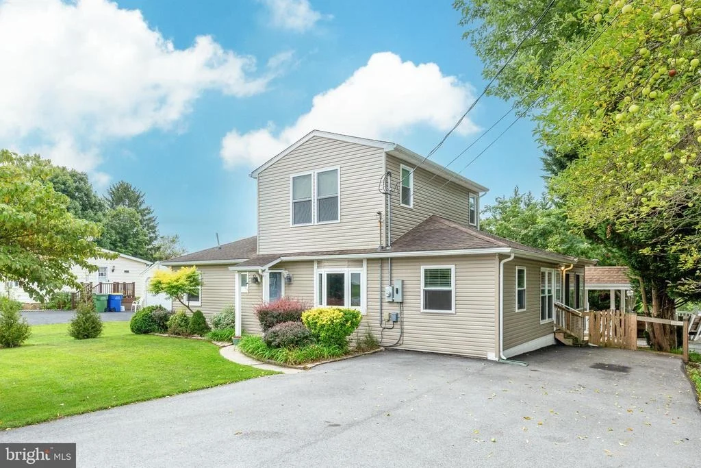 Photo of 416 FAIRVIEW DRIVE