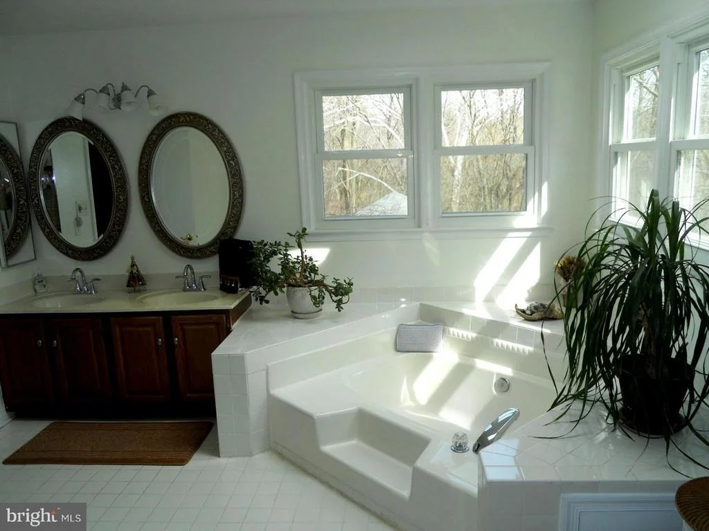 Photo of 9804 MAINSAIL DRIVE