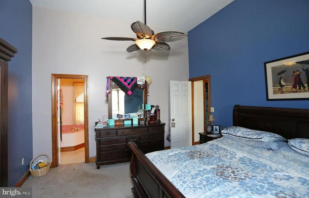 Photo of 3030 LORING DRIVE