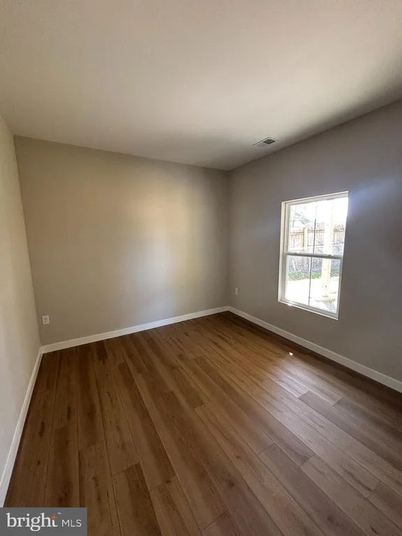 Photo of 129 EVANS STREET