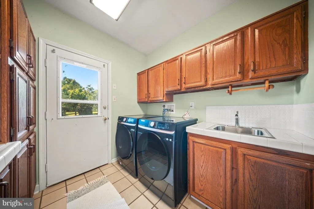 Photo of 24 POND VIEW DRIVE