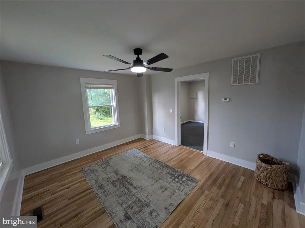 Photo of 219 SKYVIEW LANE