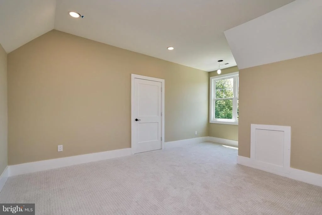 Photo of 7019 RIDGE DRIVE