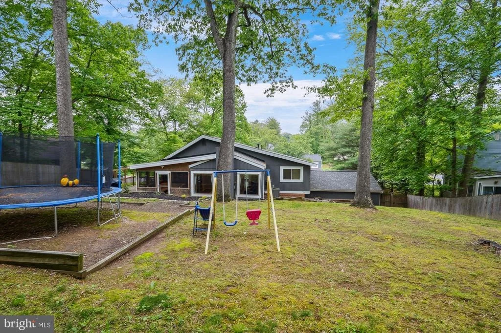Photo of 15109 WATERGATE ROAD