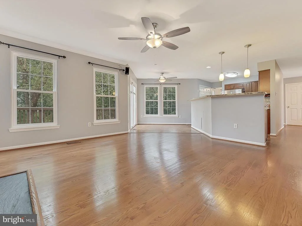 Photo of 620 ANGELWING LANE
