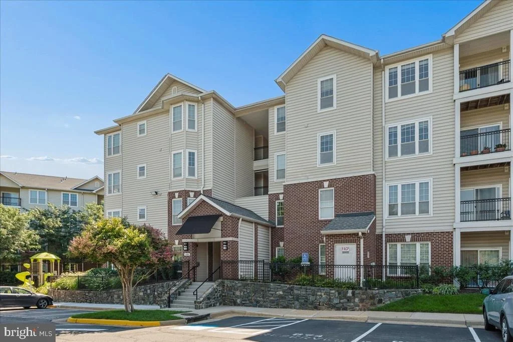 Photo of Unit 8113 at 1550 SPRING GATE DRIVE