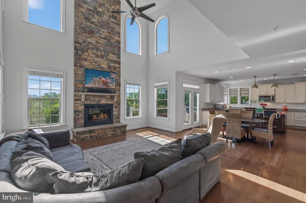 Photo of 1135 DARGON QUARRY LANE