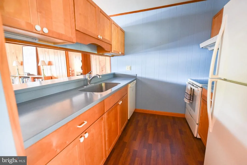 Photo of 503 FAIRWAY DRIVE