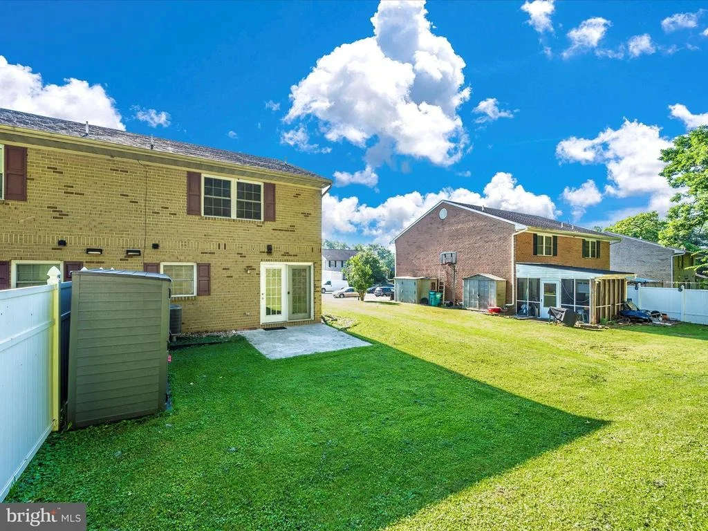 Photo of 10116 SAINT GEORGE CIRCLE