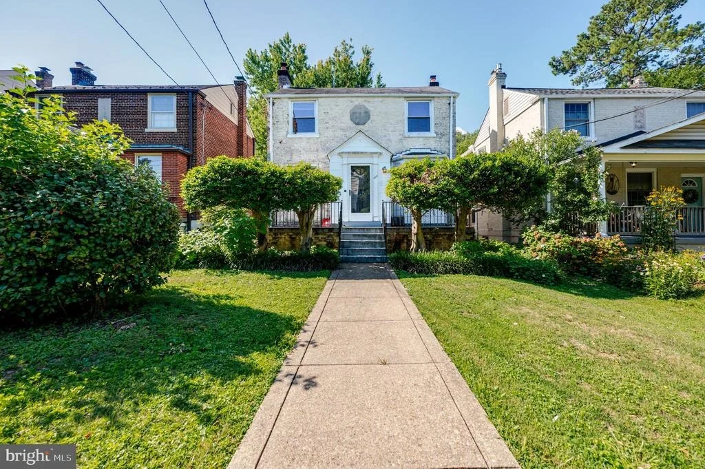 Photo of 4530 HARRISON STREET NW