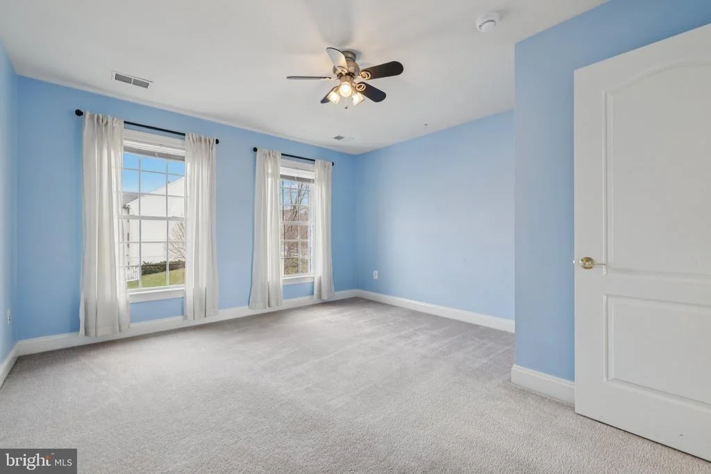 Photo of 1702 FIELDBROOK LANE