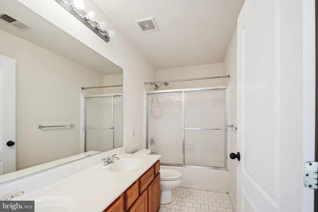 Photo of 1232 COLONIAL PARK DRIVE