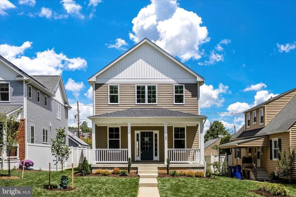 Photo of 109 W 13TH STREET