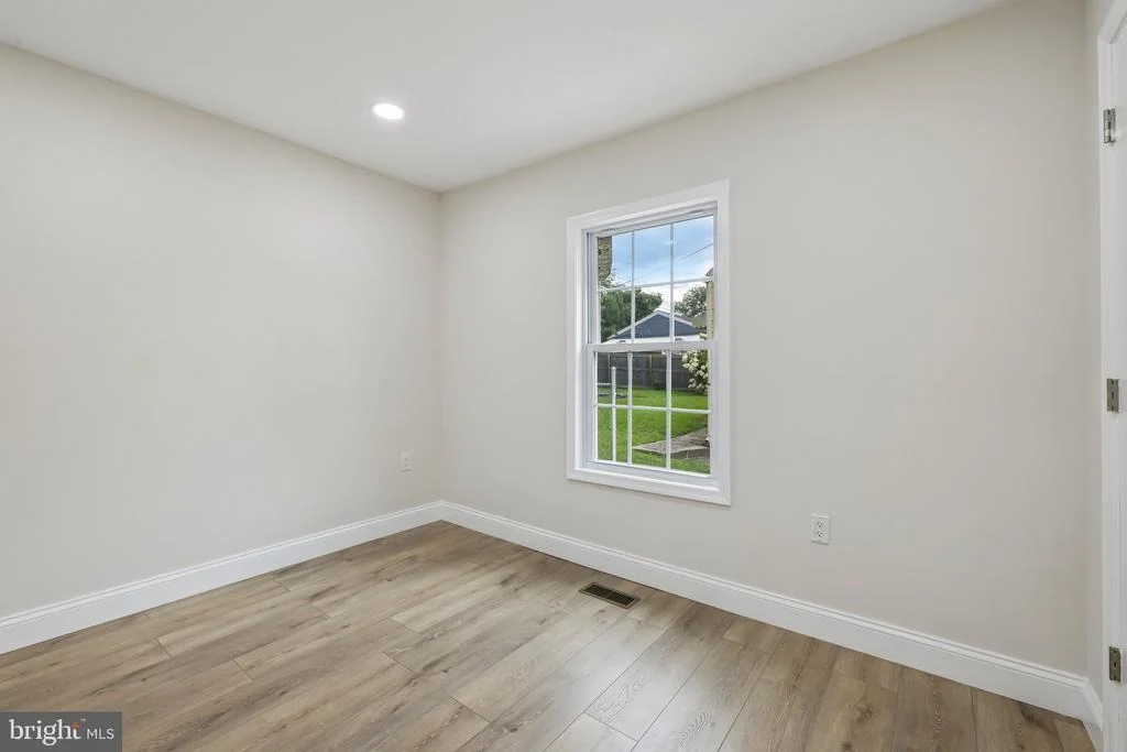 Photo of 3215 ROSALIE ROAD