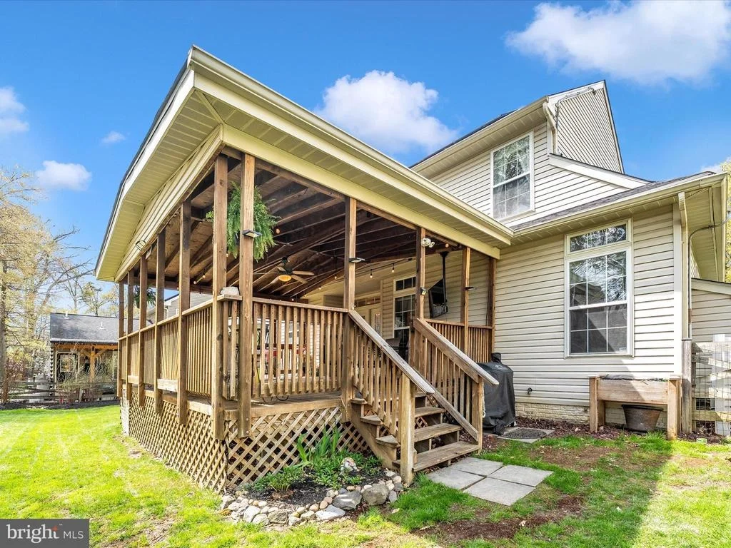 Photo of 6469 SADDLEBROOK LANE