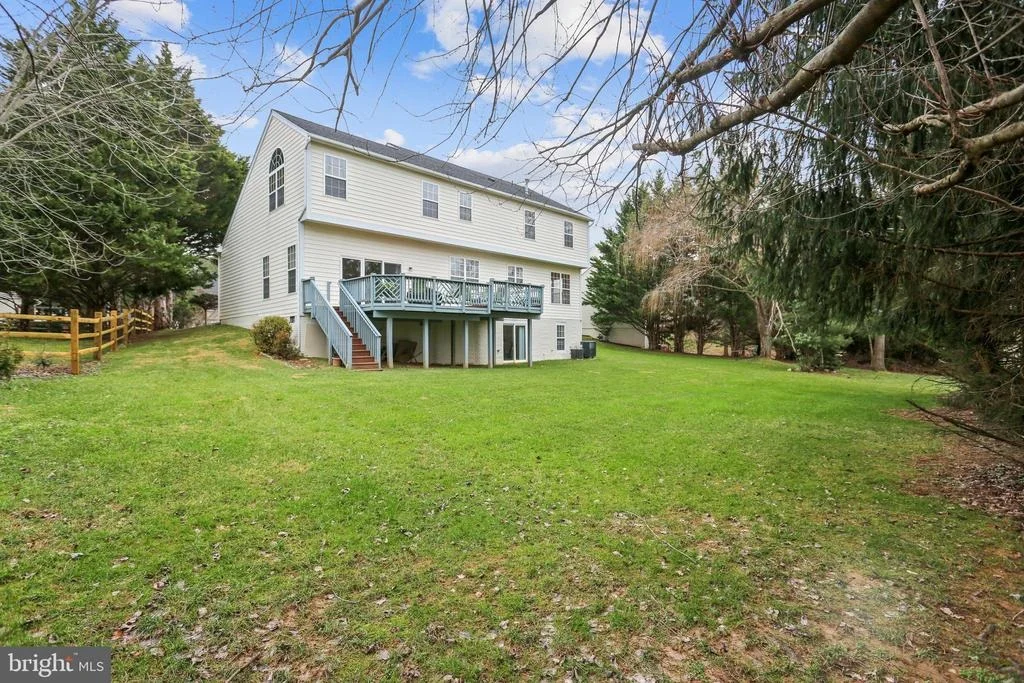 Photo of 8203 STRINGFELLOW PLACE