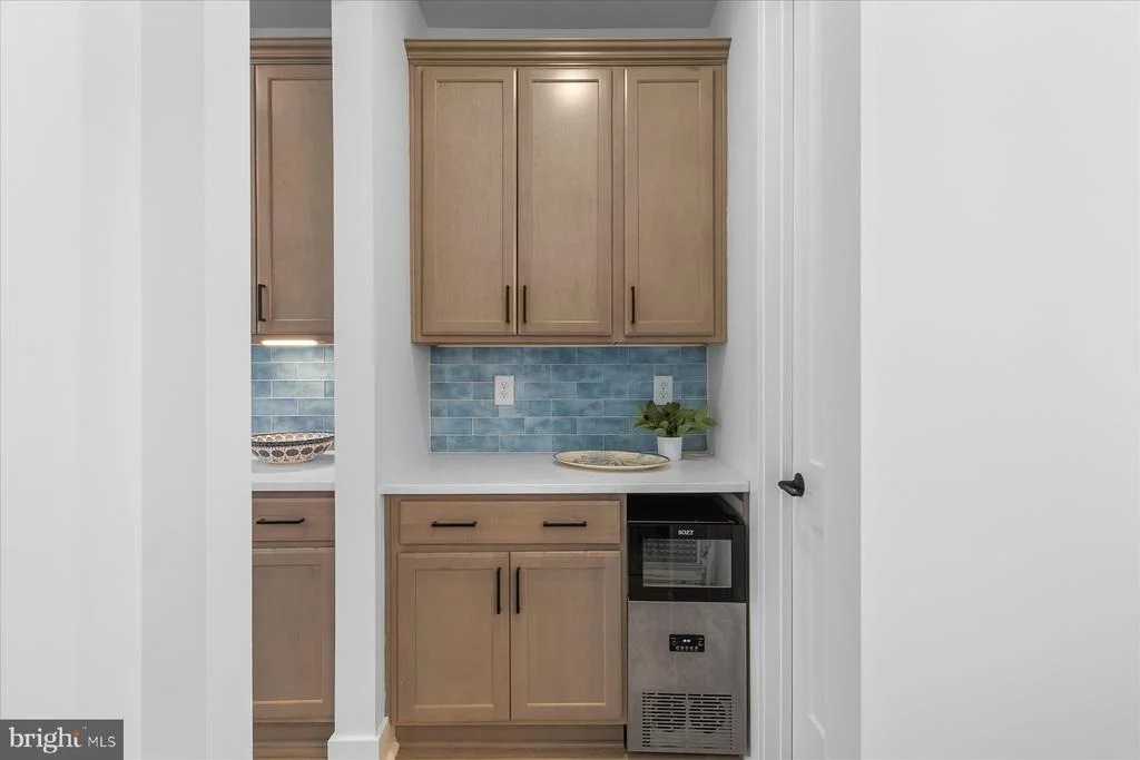 Photo of 39546 ADMIRAL ROAD