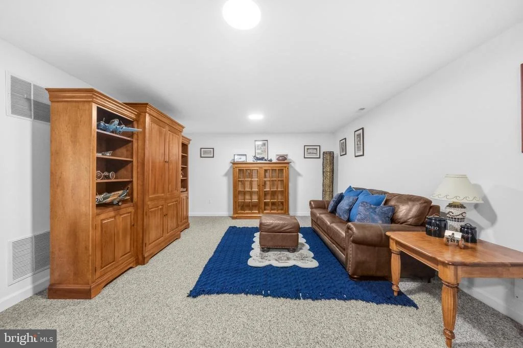 Photo of 21527 FOX FIELD CIRCLE