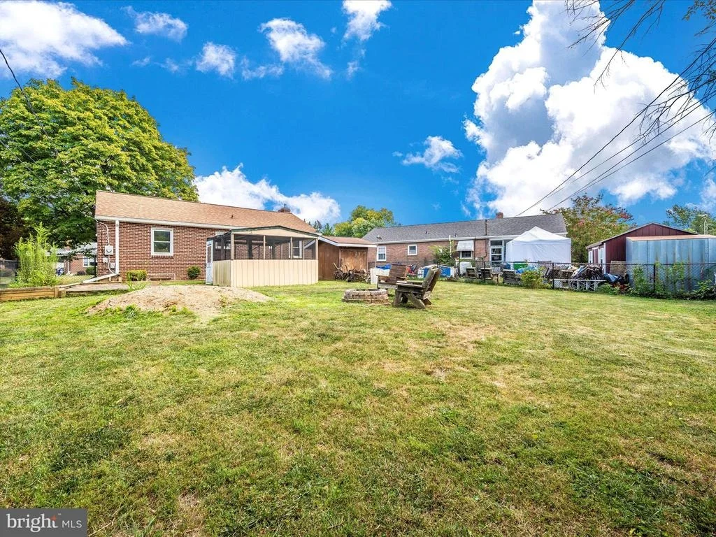 Photo of 929 CHEROKEE TRAIL