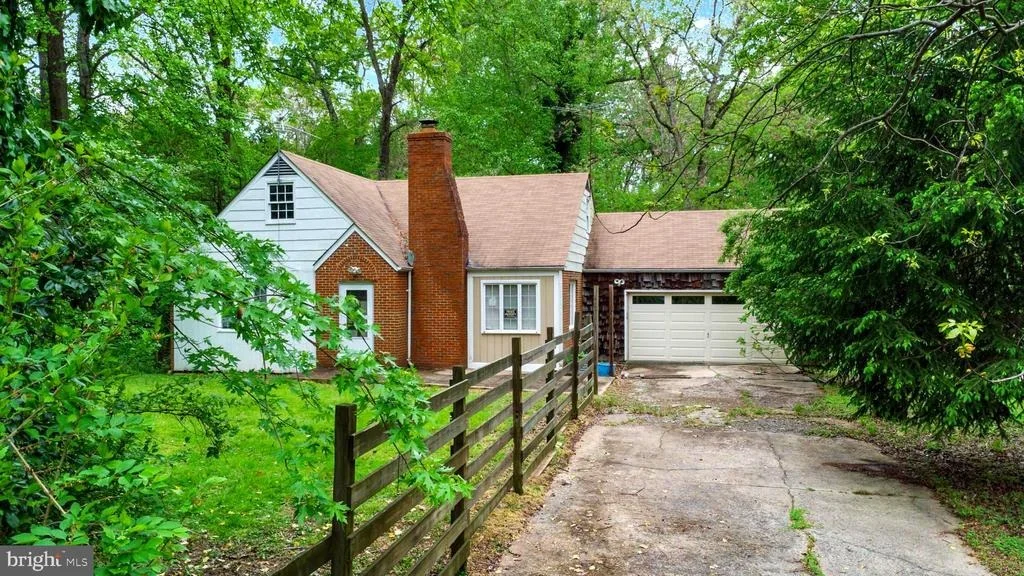 Photo of 10979 STUART MILL ROAD