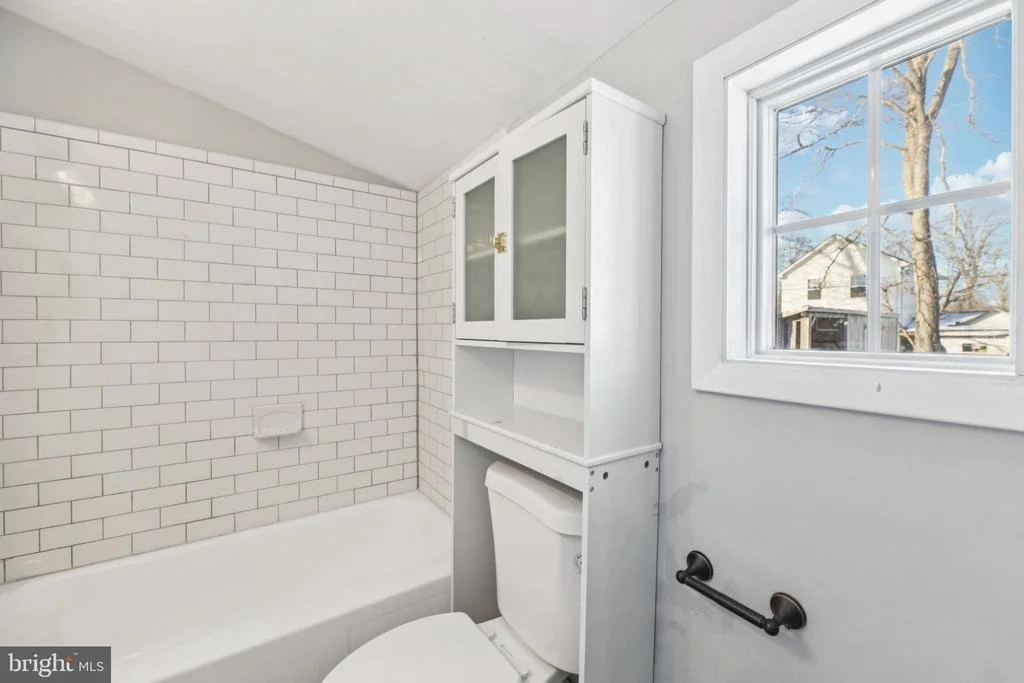 Photo of 306 LINDEN AVENUE