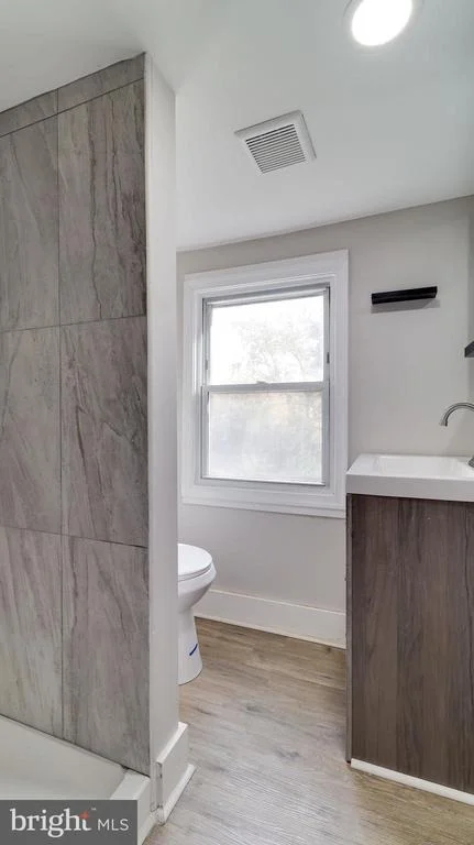 Photo of 10 DAVIS AVENUE