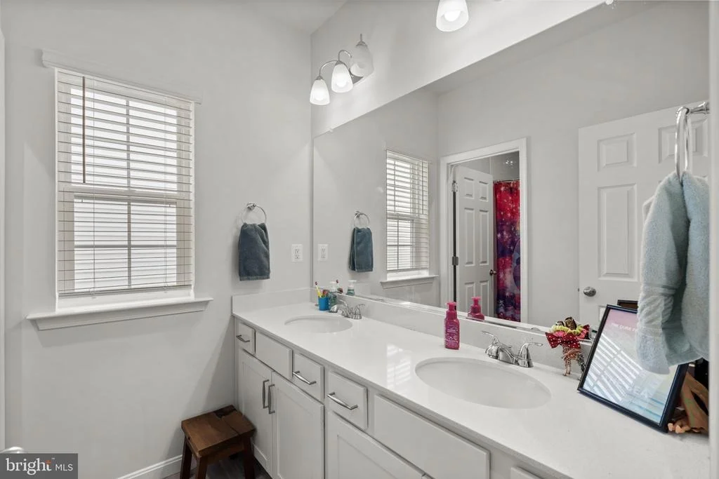 Photo of 68 SNOWDROP DRIVE