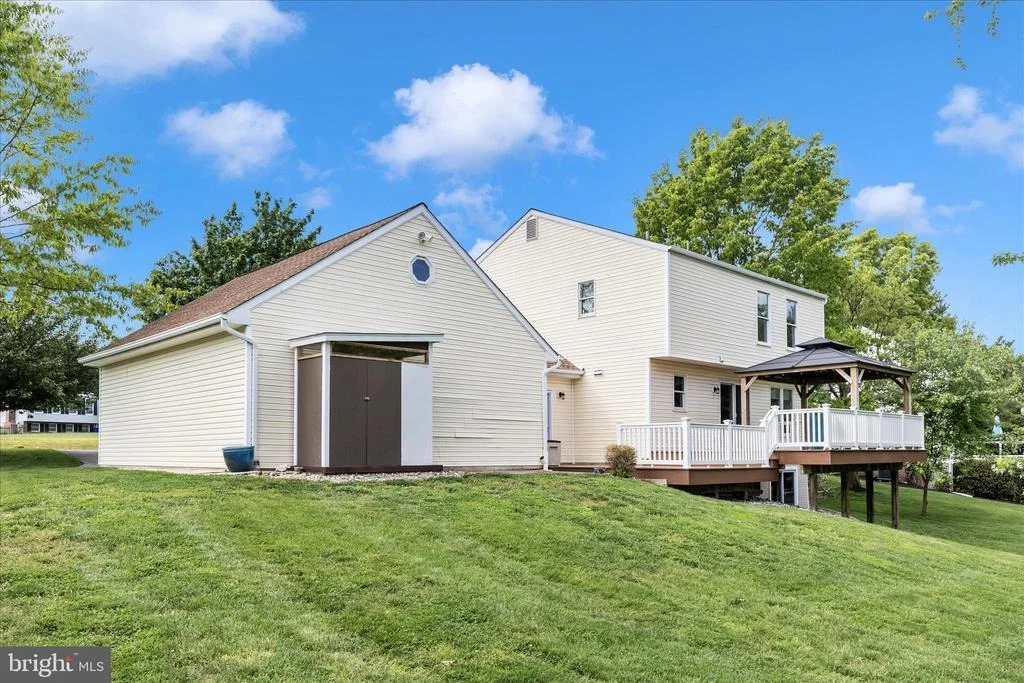 Photo of 2679 LESLIE ROAD
