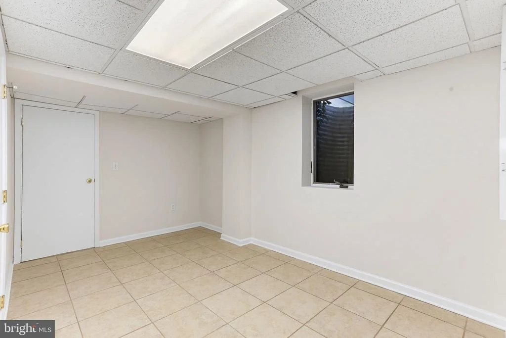 Photo of 6000 MOOREHEAD ROAD