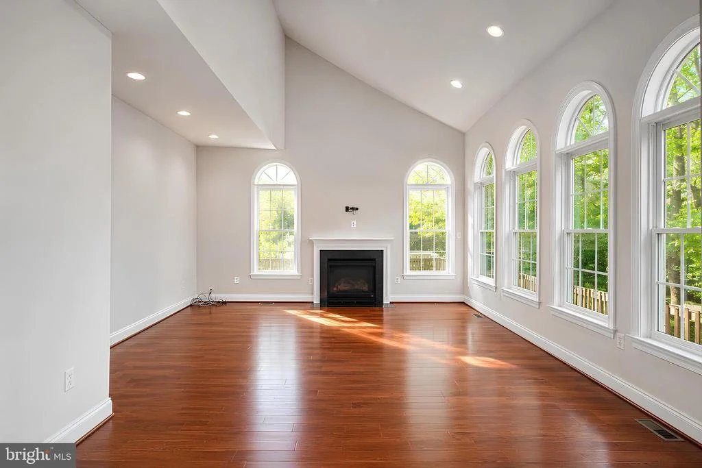 Photo of 42848 SIDNEY PLACE