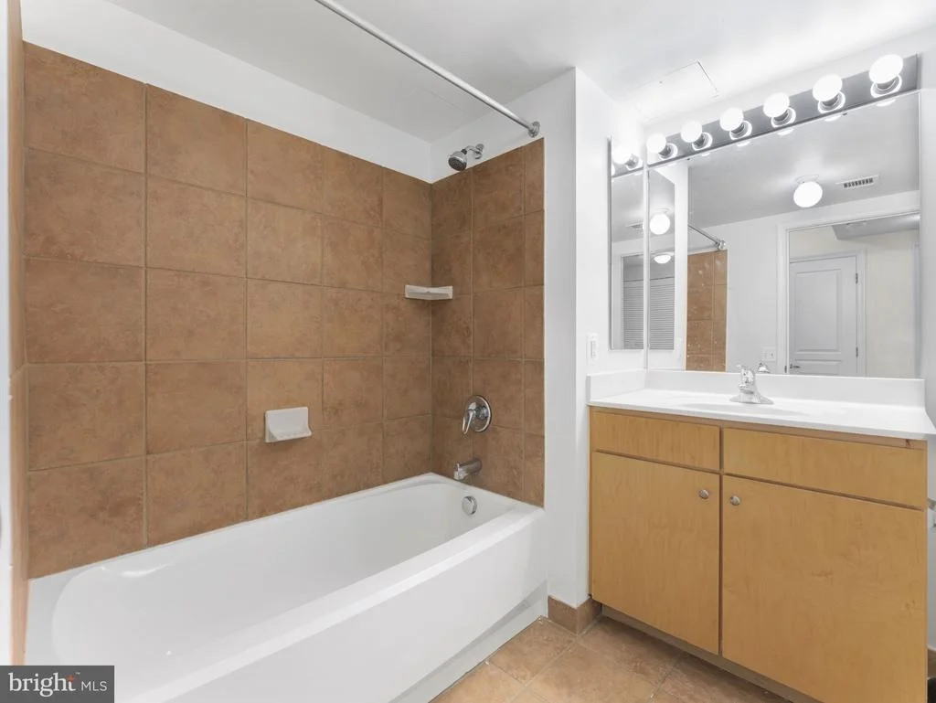 Photo of Unit 407 at 616 E STREET NW