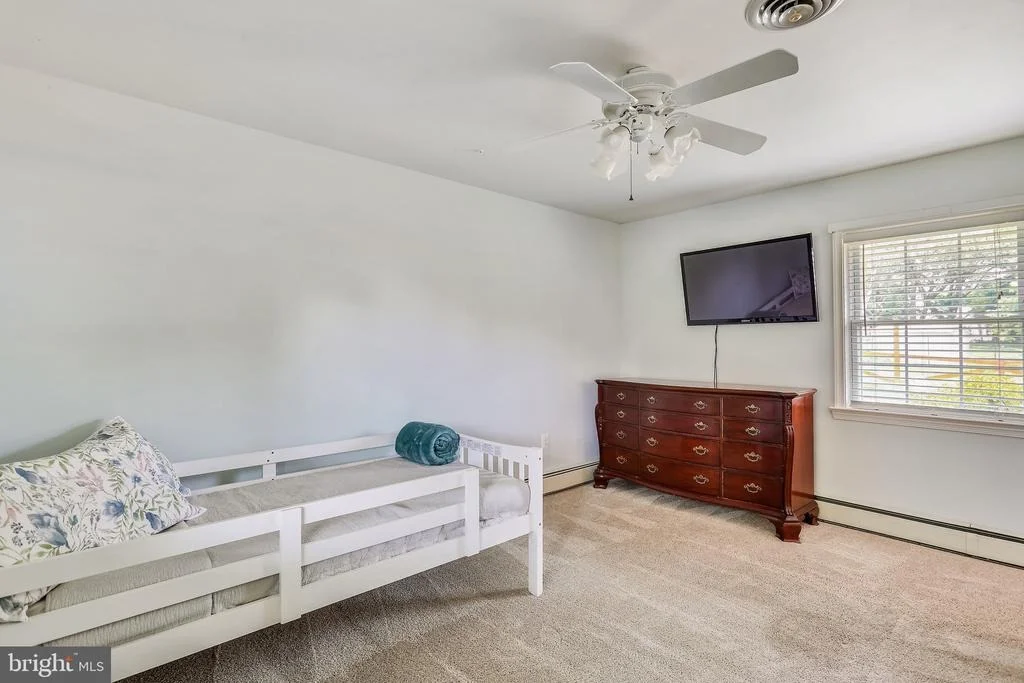 Photo of 24120 DOREEN DRIVE
