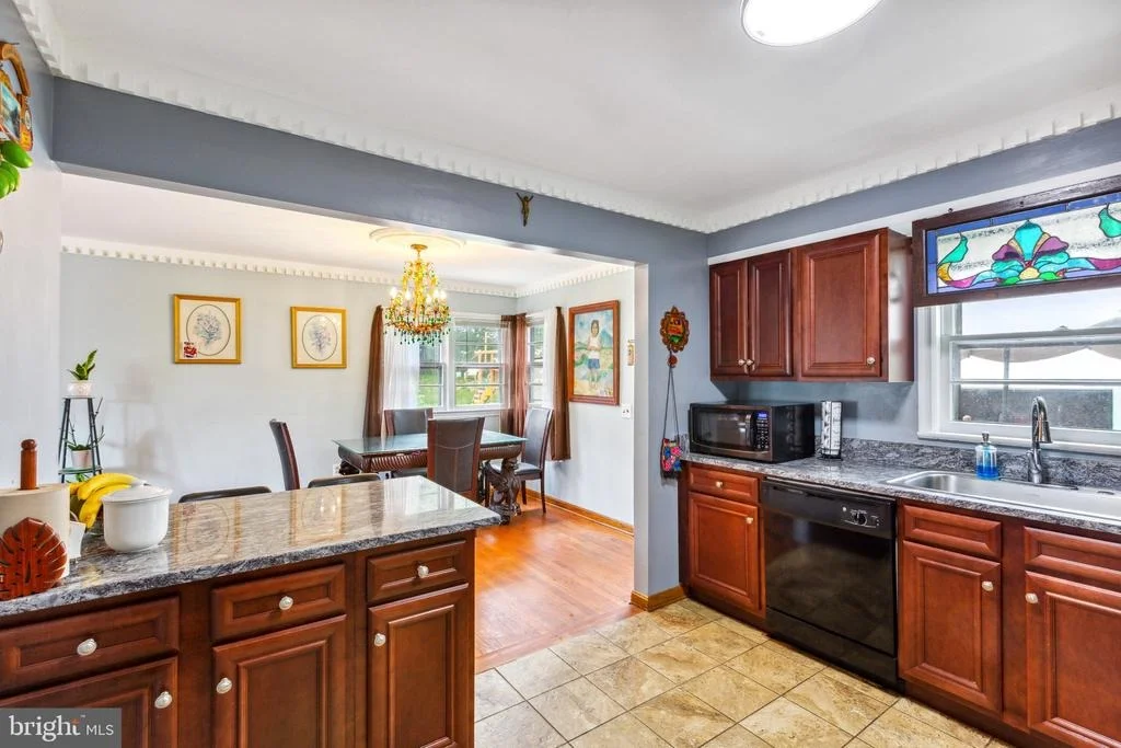 Photo of 2705 HUGHES ROAD