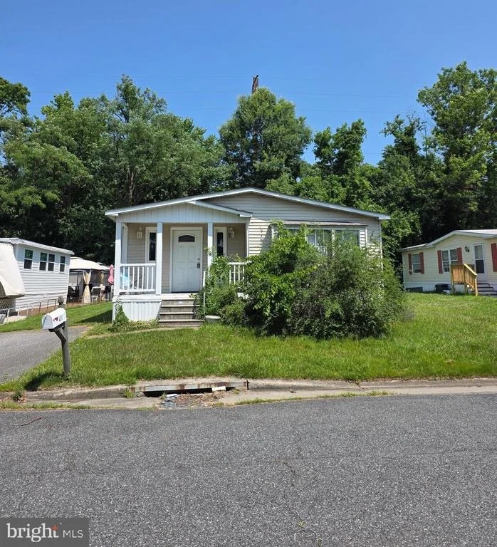 Photo of 24 TEAROSE DR