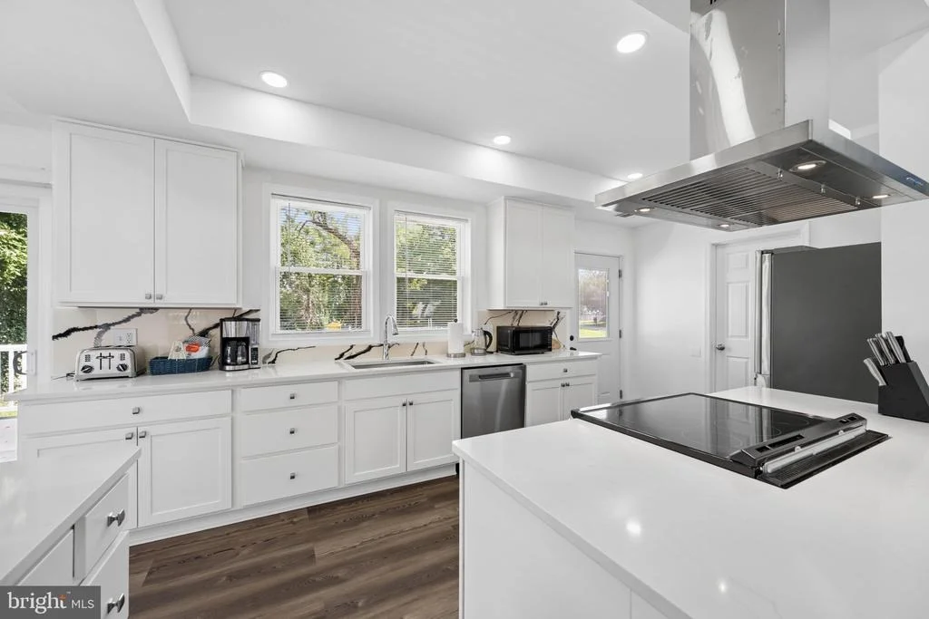 Photo of 456 DEALE ROAD