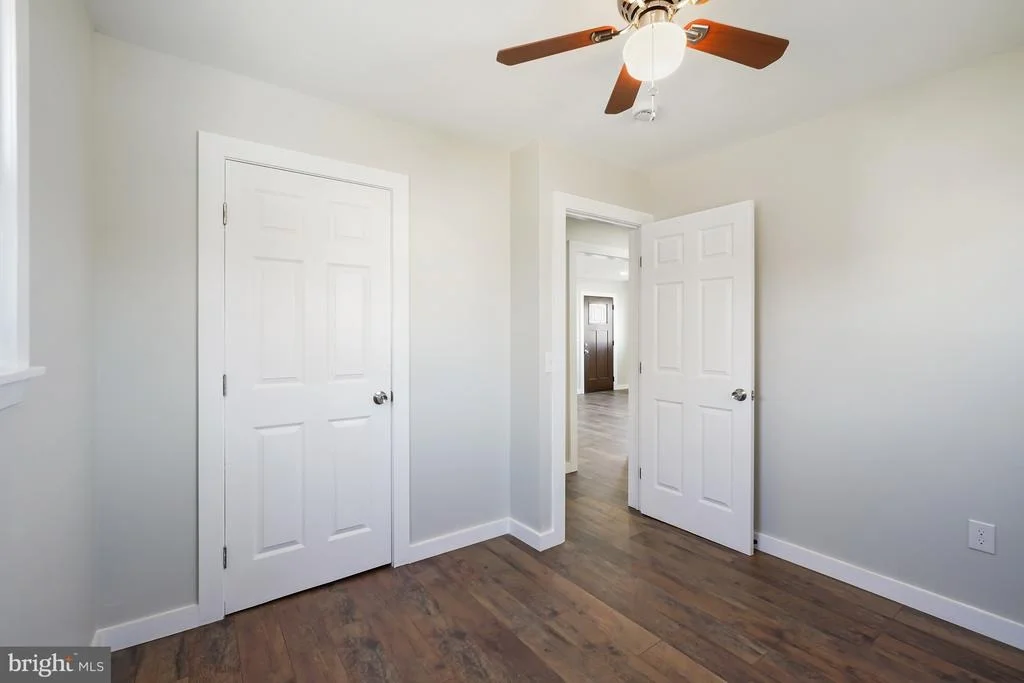 Photo of 1546 RIDGELY DRIVE