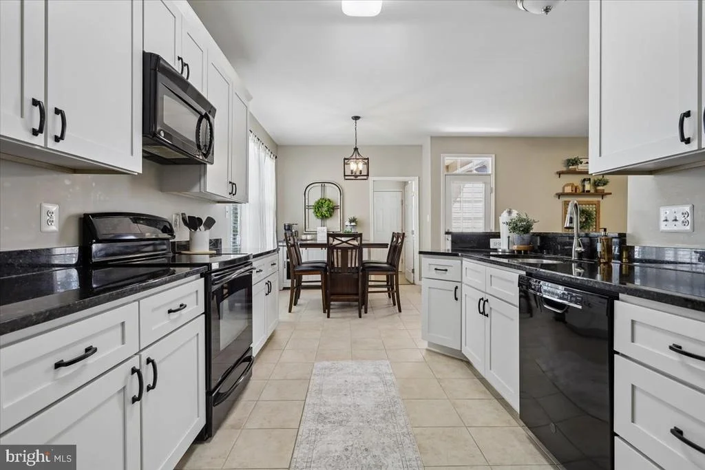 Photo of 42940 SPYDER PLACE