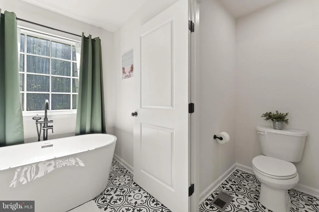 Photo of 3731 BREAKNOCK ROAD